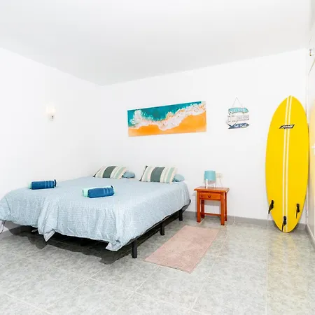 Waves Views דירה