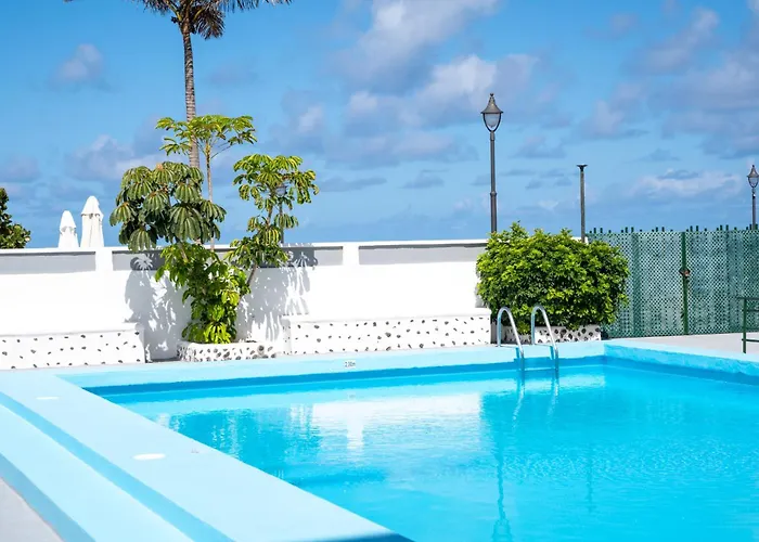 Waves Views 公寓 *